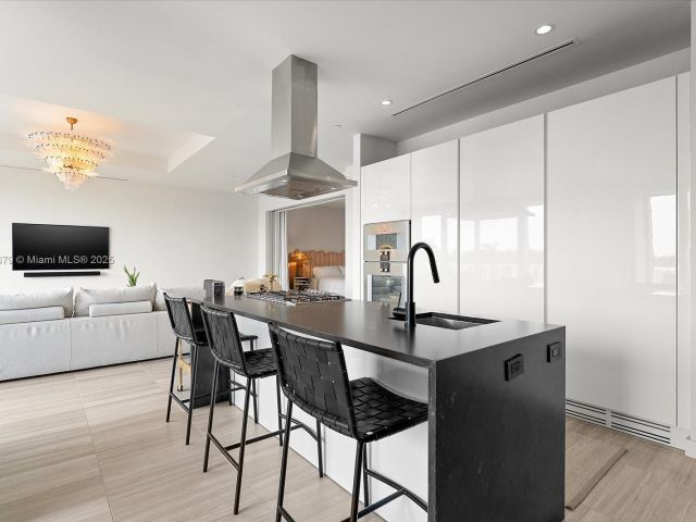 Apartment for sale  Unit #316 - photo 5925325