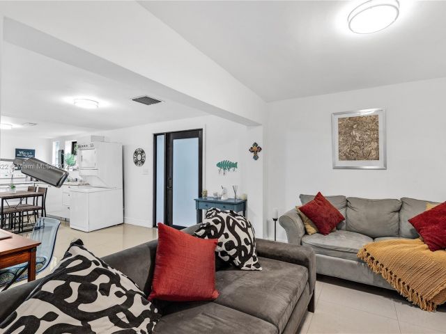 Home for rent at  - photo 5909661