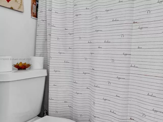 3-bedroom home for rent in Miami -  - MondialRealty