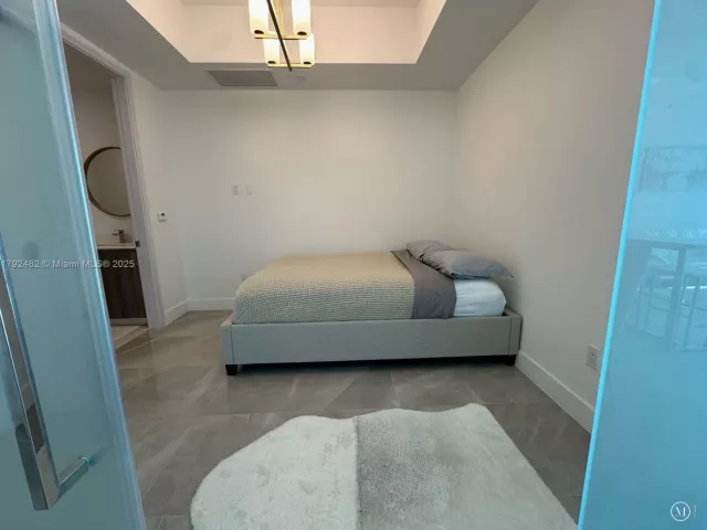 Apartment for rent  Unit #902 - photo 5910747