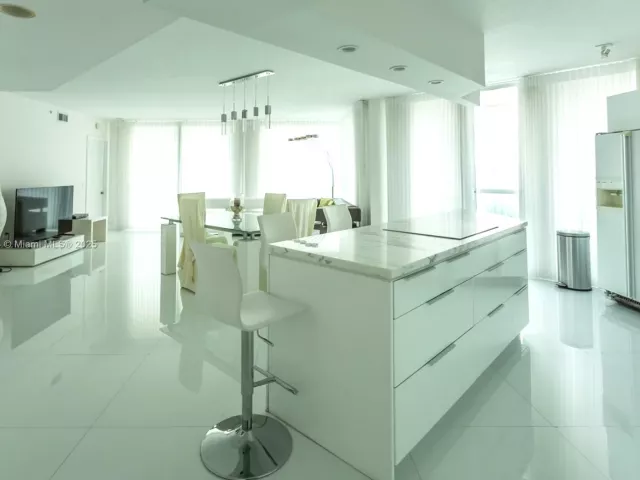 Apartment for sale  Unit #3109 - photo 5929234