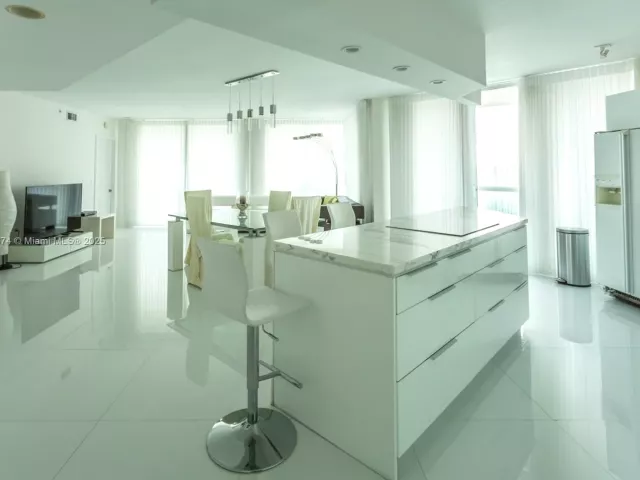 Apartment for sale  Unit #3109 - photo 5929243