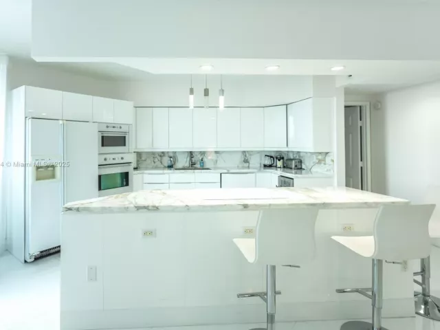 Apartment for sale  Unit #3109 - photo 5929228