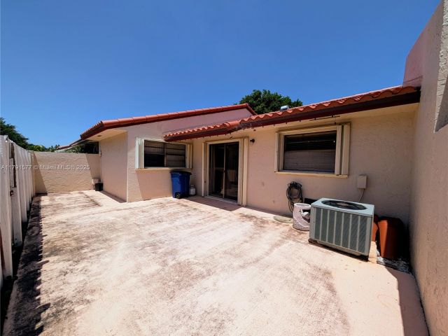 Home for sale at 11212 SW 58th Cir - photo 5910885