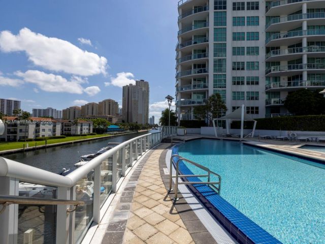 Apartment for sale  Unit #2-510 - photo 5929127