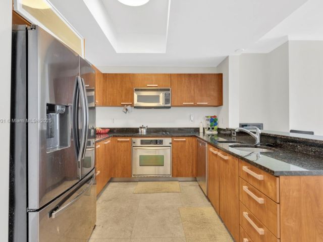 Apartment for sale  Unit #2-510 - photo 5929140