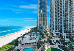 Apartment #1105 at Trump Palace