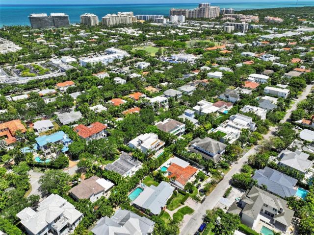 Home for sale at 255 Ridgewood Rd - photo 5964025