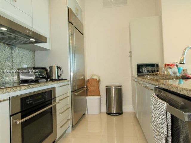 Apartment for sale  Unit #4710 - photo 5945166