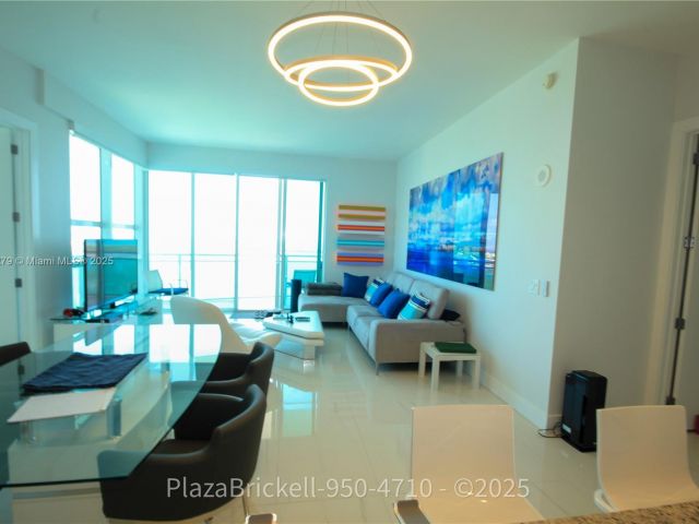 Apartment for sale  Unit #4710 - photo 5945170