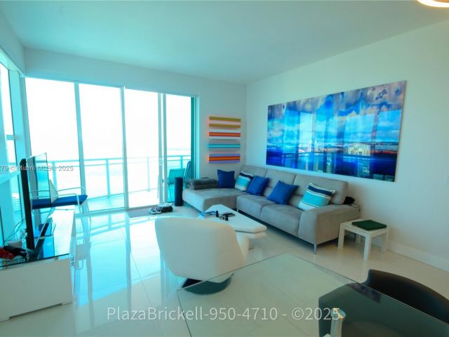 Apartment for sale  Unit #4710 - photo 5945172