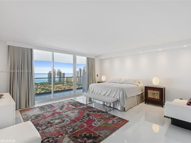 Apartment for sale  Unit #28J - photo 5934009