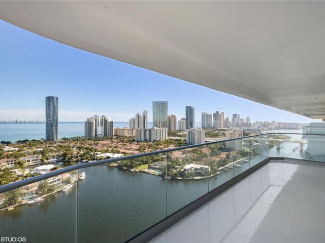 Apartment for sale  Unit #28J - photo 5934015