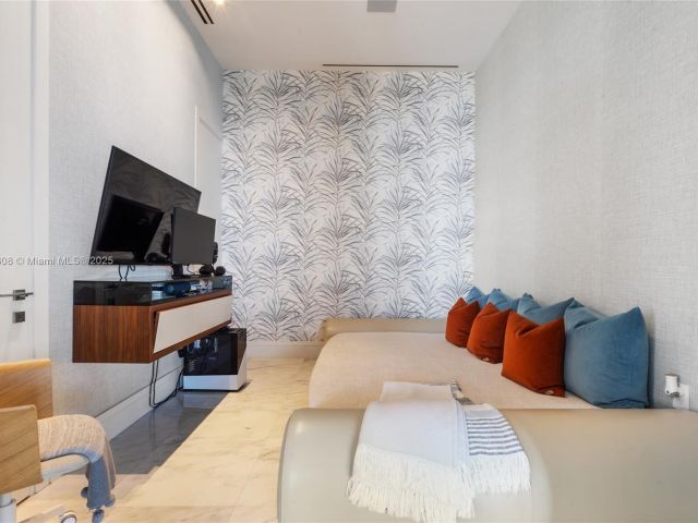 Apartment for sale  Unit #3002 - photo 5960585