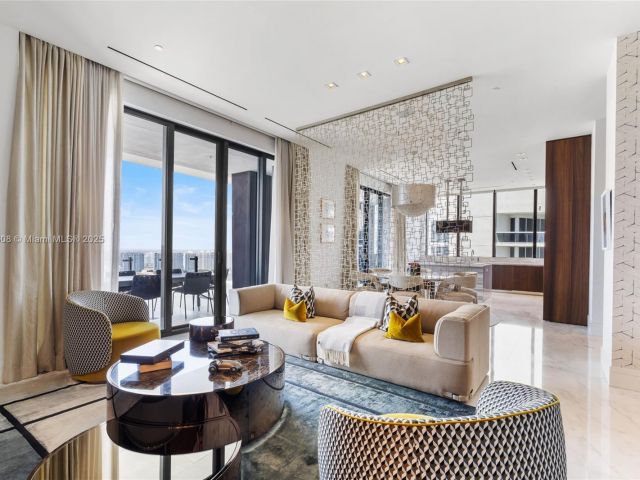 Apartment for sale  Unit #3002 - photo 5960587