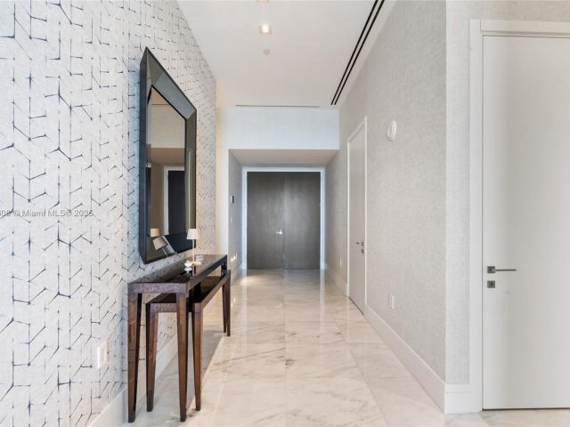 Apartment for sale  Unit #3002 - photo 5960592