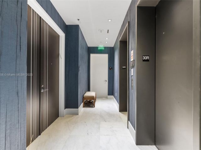 Apartment for sale  Unit #3002 - photo 5960594