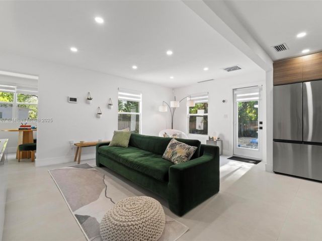 Home for sale at 4430 NW 1st Ave - photo 5932355