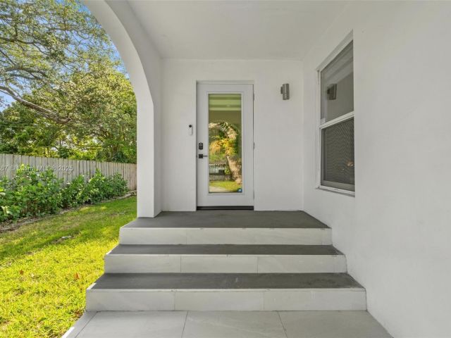Home for sale at 4430 NW 1st Ave - photo 5932358