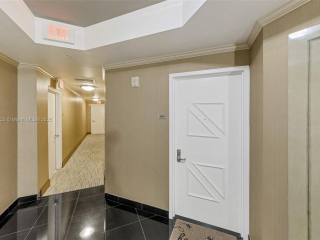 Apartment for sale  Unit #2401 - photo 5932996