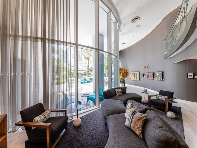 Apartment for sale  Unit #2401 - photo 5932999