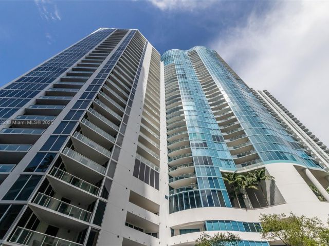 Apartment for sale  Unit #2401 - photo 5933004