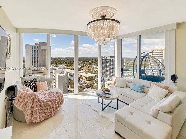 2-bedroom condo for sale in Fort Lauderdale - 333 Las Olas Way 2401 - MondialRealty