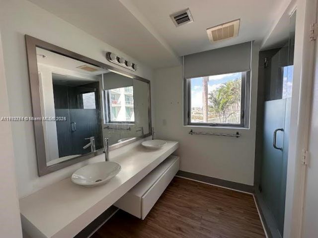 Apartment for sale  Unit #1105 - photo 5934989