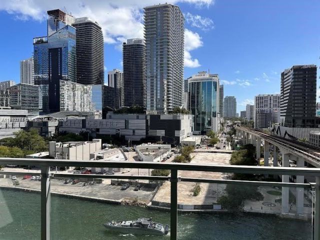 Apartment for sale  Unit #1105 - photo 5934997