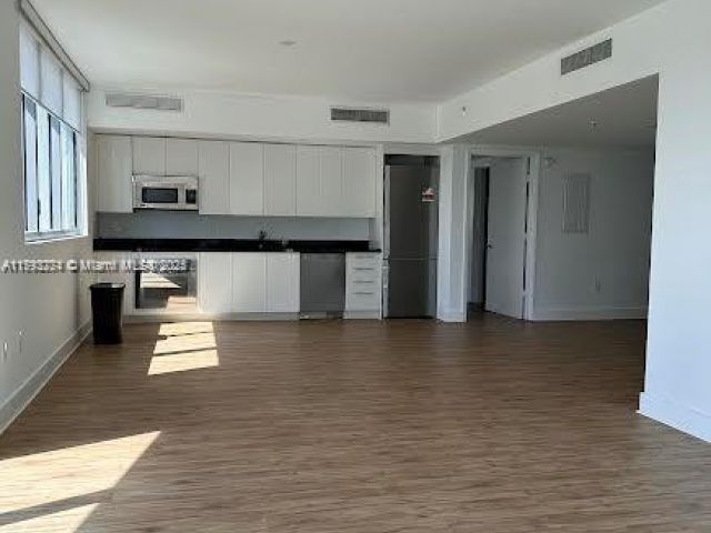 Apartment for sale  Unit #1105 - photo 5934998