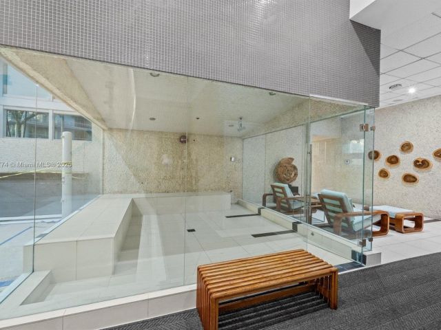 Apartment for sale  Unit #1105 - photo 5935004