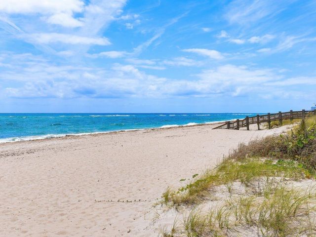 Home for sale at 1906 Bay Drive - photo 6052295