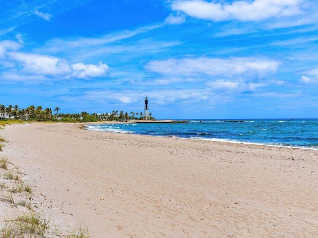 Home for sale at 1906 Bay Drive - photo 6052296