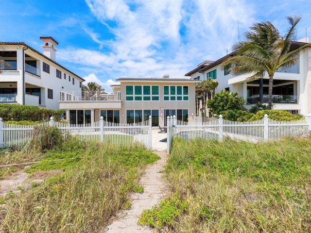 Home for sale at 1906 Bay Drive - photo 6052298