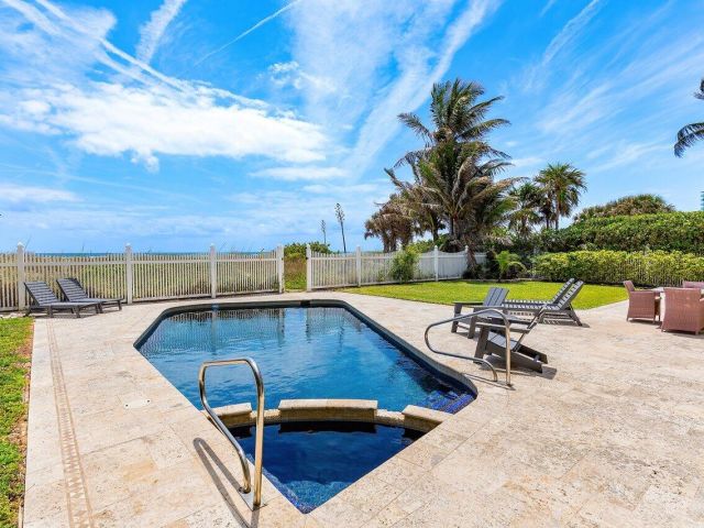 Home for sale at 1906 Bay Drive - photo 6052303