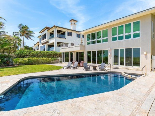 Home for sale at 1906 Bay Drive - photo 6052304