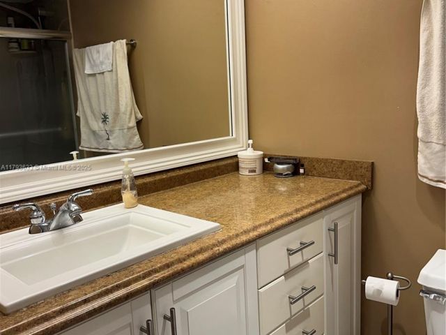 Apartment for sale  Unit #401 - photo 5964250