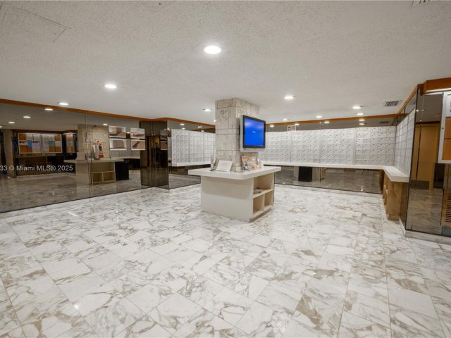 Apartment for sale  Unit #401 - photo 5964259