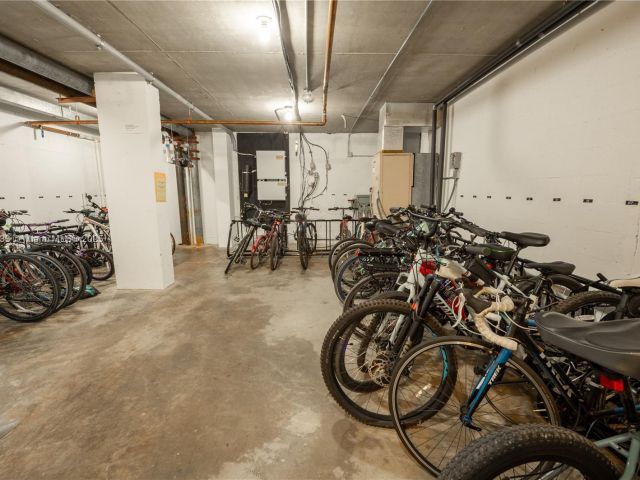 Apartment for sale  Unit #401 - photo 5964264