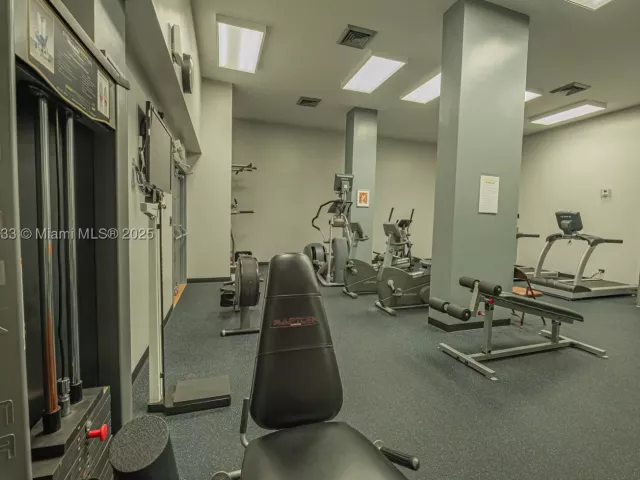 2-bedroom condo for sale in Sunny Isles Beach - 301 174th St 401 - MondialRealty