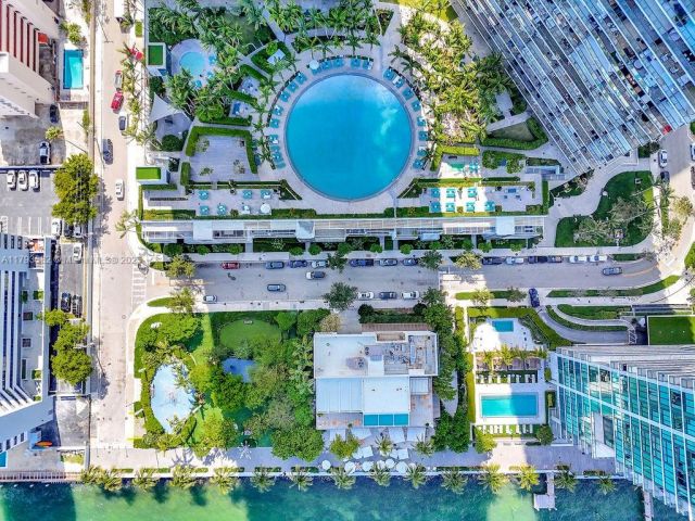 Apartment for sale  Unit #1004 - photo 5935272