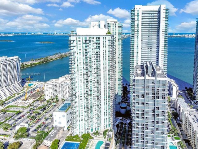 Apartment for sale  Unit #1004 - photo 5935279