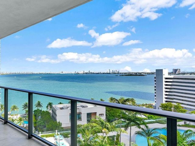 Apartment for sale  Unit #1004 - photo 5935282