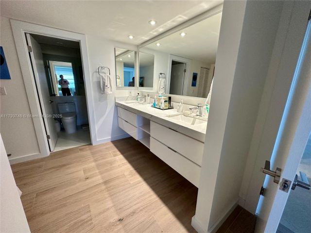 Apartment for rent  Unit #1004 - photo 5935132