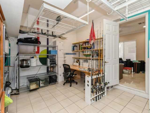 Home for sale at 999 N Harbor Vw N - photo 5933179