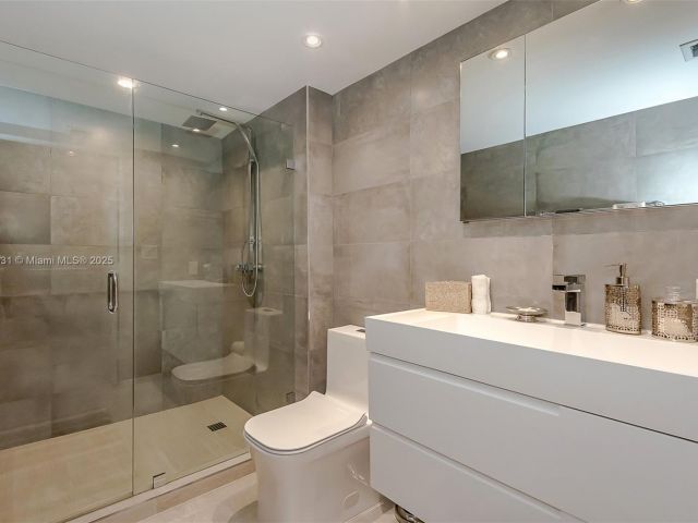 Apartment for rent  Unit #2410 - photo 5934592