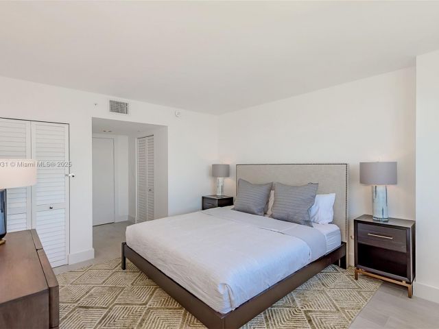 Apartment for rent  Unit #2410 - photo 5934594