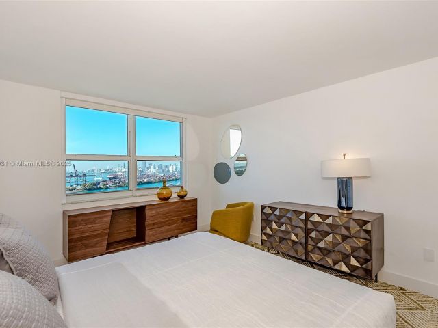 Apartment for rent  Unit #2410 - photo 5934595