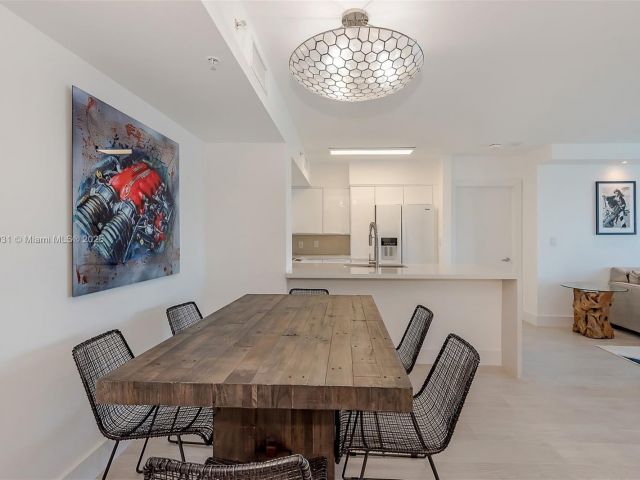 Apartment for rent  Unit #2410 - photo 5934602