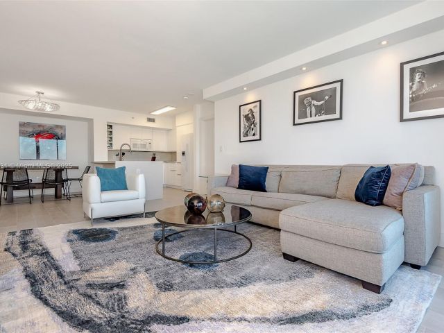 Apartment for rent  Unit #2410 - photo 5934604